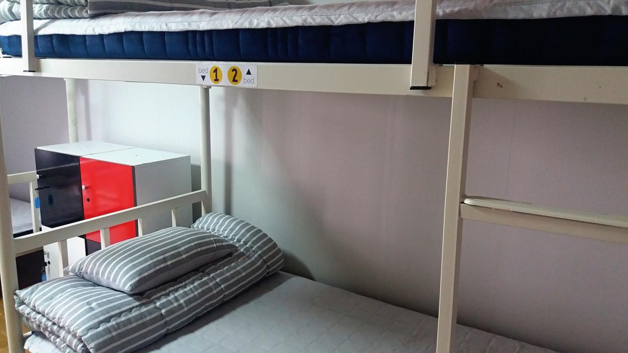 Silk Road Hostel Busan Buitenkant foto