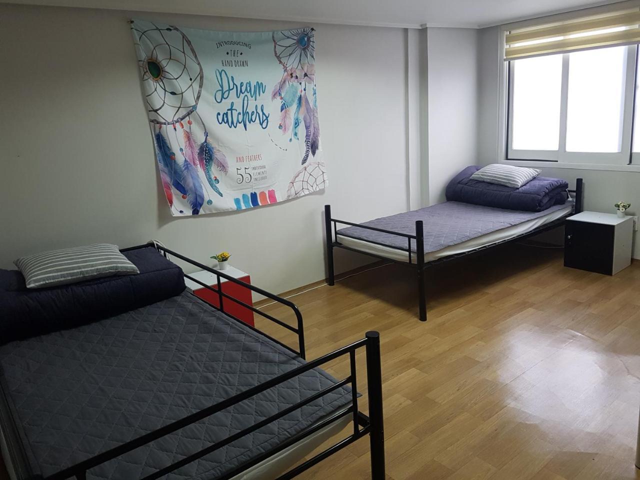 Silk Road Hostel Busan Buitenkant foto